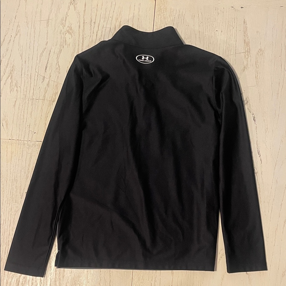 Youth XL - Under Armour Black and Gray Half-Zip Top - Picture 3 of 3
